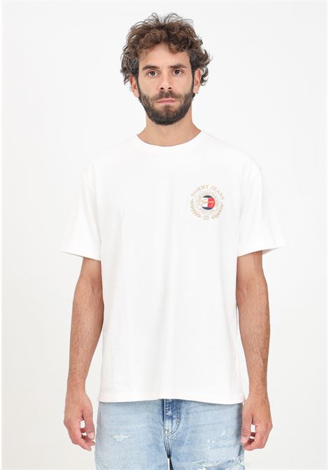T-shirt a manica corta beige da uomo con maxi stampa logo sul retro TOMMY JEANS | DM0DM18540YBHYBH